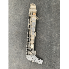 Кронштейн (кріплення) заднього бампера правий Honda Civic 5D 71593SMGE01