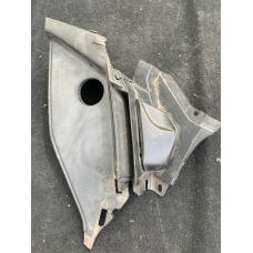 Накладка зяблуко-очисників ліва Honda Civic 74222SMGE00050B