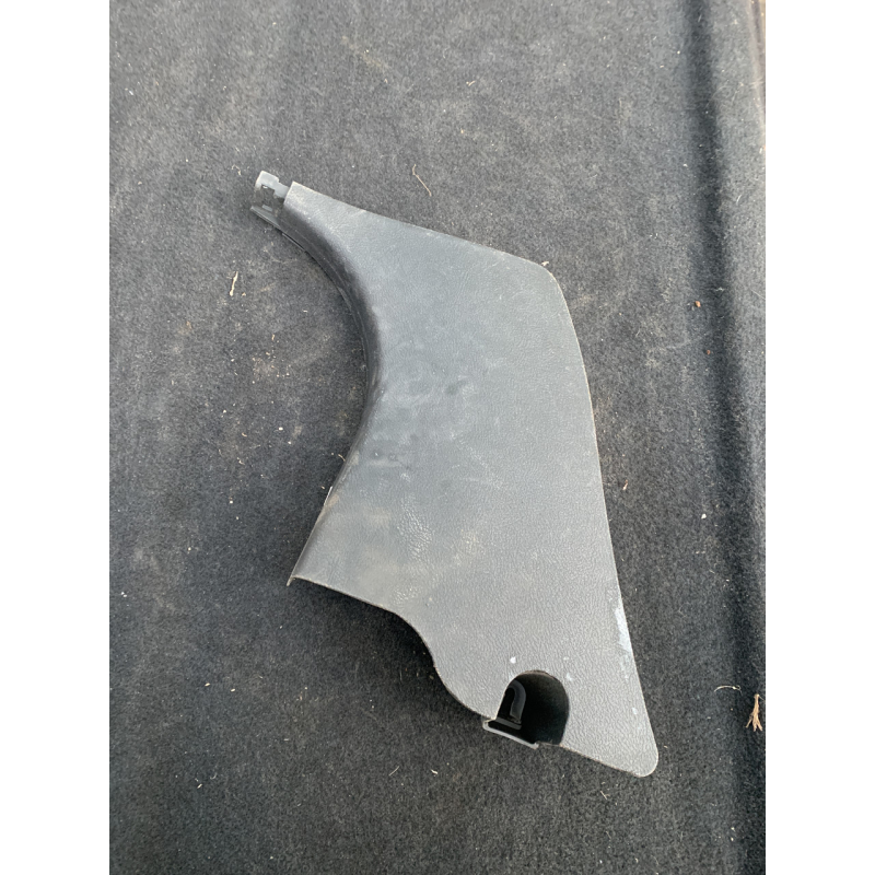 Накладка порога переднього правого Honda Civic 5D 83111-SMG-G-M1