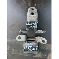 Петля дверей передньої правої комплекту HONDA Civic 5D 67420SMGE01ZZ