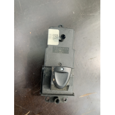 Кнопка заднього склопідіймача Honda Civic 5D 83740SMGE020UHS