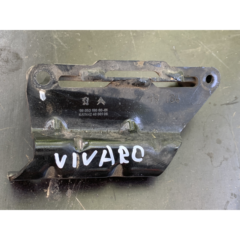 Кронштейн паливного фільтра Opel Vivaro 2.0HDI 9805319080