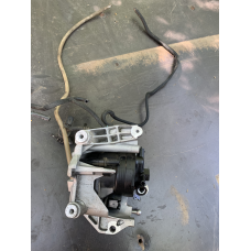 Кронштейн кріплення паливного фільтра Peugeot/Citroen/Opel  9804498180  9808206880  9676133480