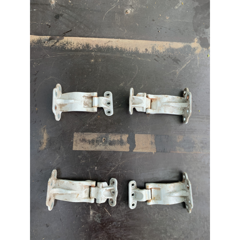 Петли задних дверей Ford Transit Custom BK21V429A14AE  BK21-17K876A09-A