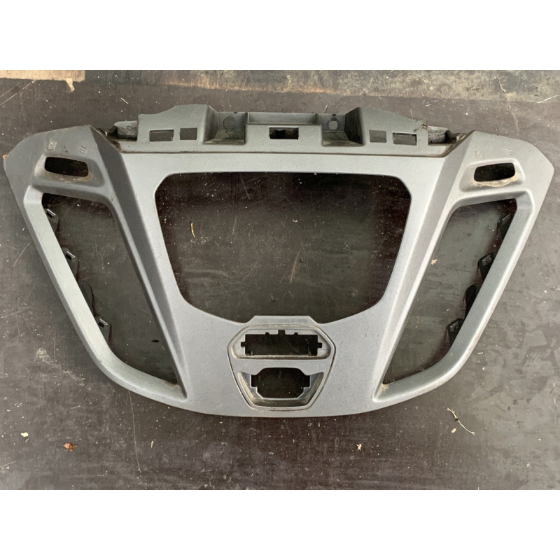 Рамка центральної консолі Ford Transit Custom BK21V047A04 Рамка центральної консолі Ford Transit Custom BK21V047A04