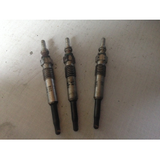Свічка розжарювання: Renault 82 00 464 077