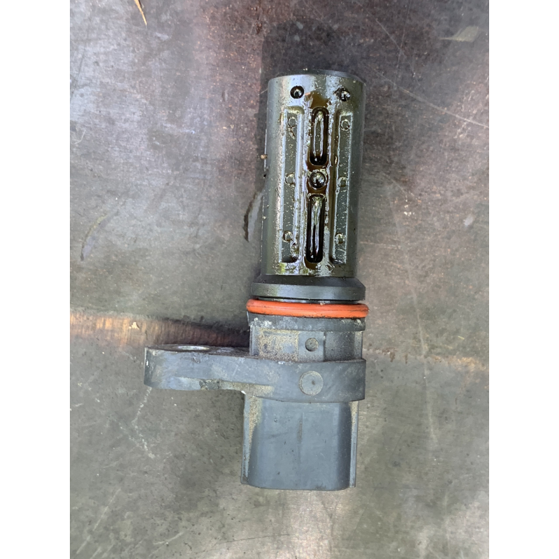 Датчик положення колінвала Honda Civic 5D  37500RAAA01