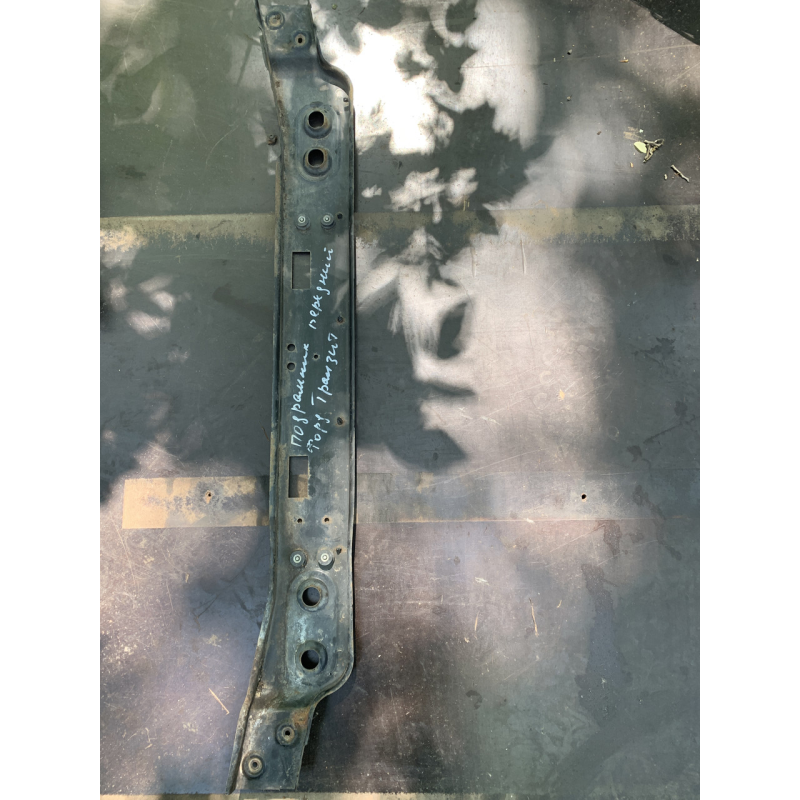 Опора радіатора Ford Transit Форд Транзит CC11-8A058-AB CC118A058AB