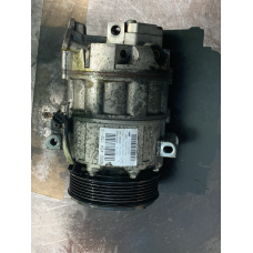 Компресор кондиціонера Renault Trafic 8200454172