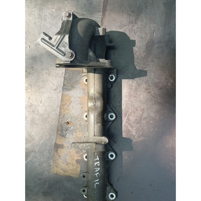 Впускний колектор Renault Trafic (Opel Vivaro/Nissan Primastar) 2.0 dCI (06-14) 8201053596 8200915216