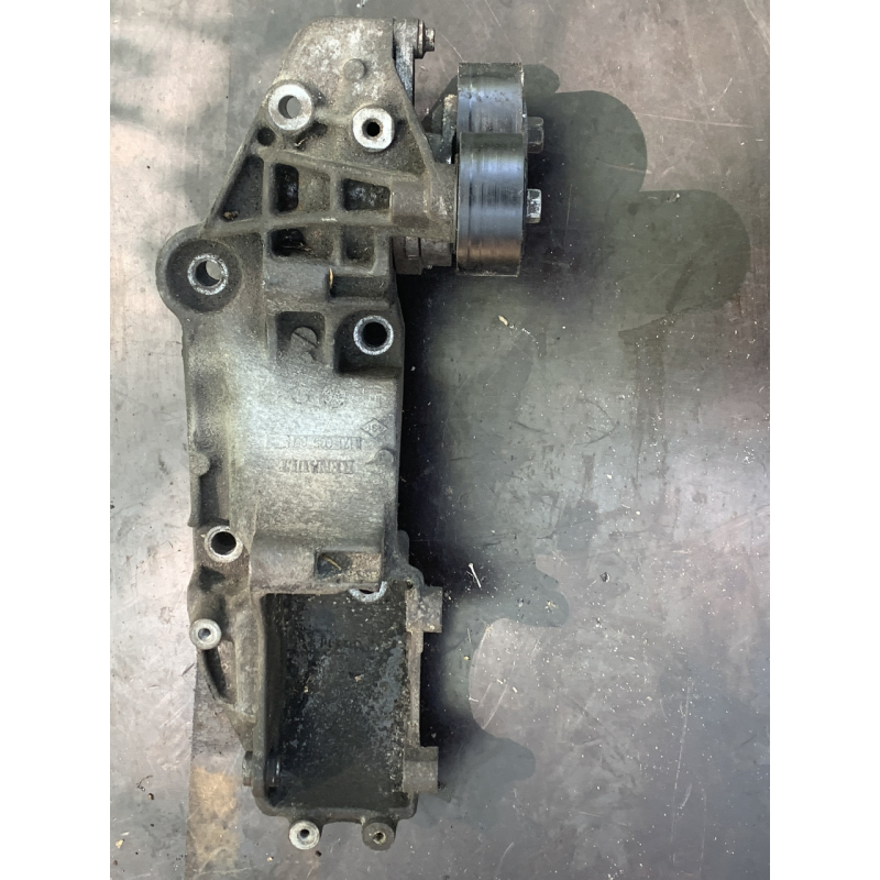 Ролик ременя генератора Renault Trafic 2.0dCi 117507568R