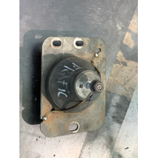 Подушка двигуна права передня Renault Trafic/Opel Vivaro/Nissan Primastar 2.0dCI 8200411257 GM 93854172