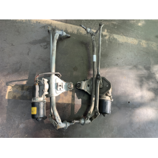 Трапеція двірників із моторчиком Renault Trafic /Opel Vivaro/ Nissan Prinastar 2.0dCI 53554202