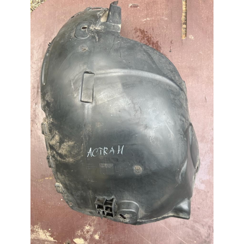 Підкрилок лівий передній Opel Astra H 13125604, 13110379