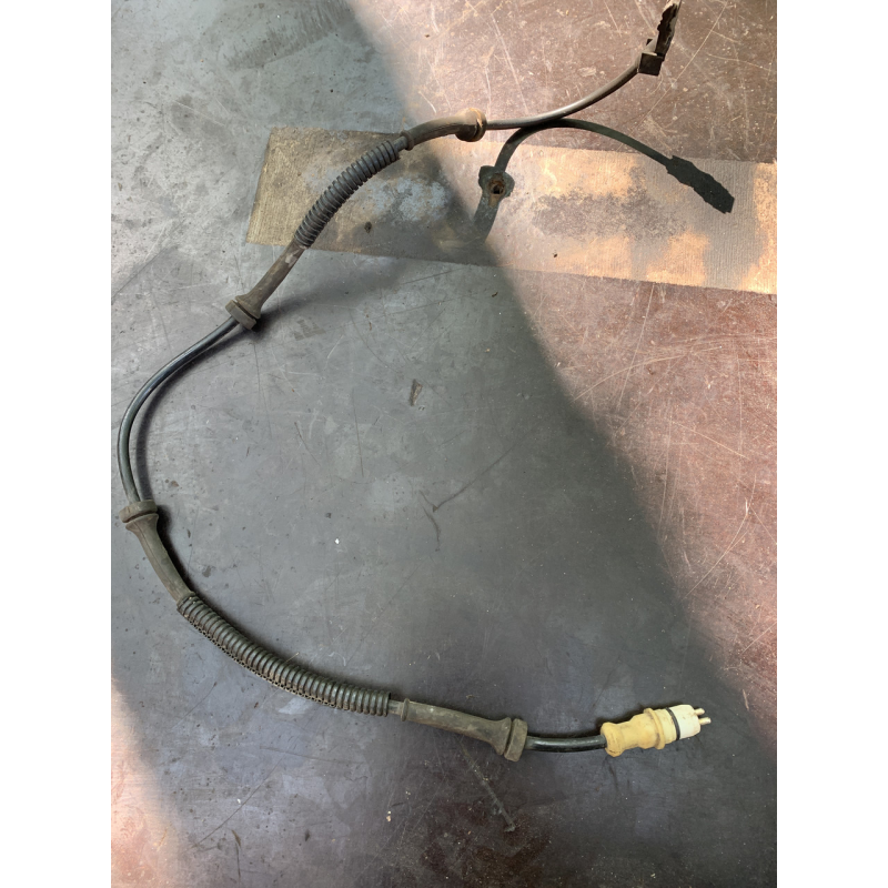 Датчик ABS передній Renault Trafic / Opel Vivaro / Nissan Primastar 0265008077 GM58411 583498 Датчик ABS передній Renault Trafic / Opel Vivaro / Nissan Primastar 0265008077 GM58411 583498
