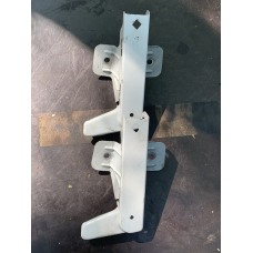 Кронштейн кріплення крила переднього лівого Renault Trafic /Opel Vivaro /Nissan Primastar 93856374 8200523290
