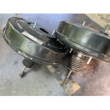 Вакуумний підсилювач гальм Renault Trafic/Opel Vivaro/ Nissan Primastar 8200837097 93861713 GM93861713