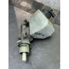 Головний гальмівний циліндр 2 виходи Renault Kangoo / Nissan Kubistar  8200262441  7700417826