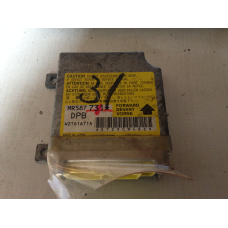 Блок управління подушками безпеки Airbag Mitsubishi Outlander MR587 731