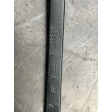 Важіль склоочисника передній правий  на Renault Trafic/Opel Vivaro/ Nissan Primastar 8200696499