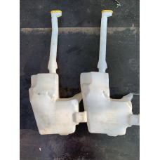 Бачок склоомивача  Renault Trafic /Opel Vivaro/ Nissan Primastar  8200506740  8200506738  93857440