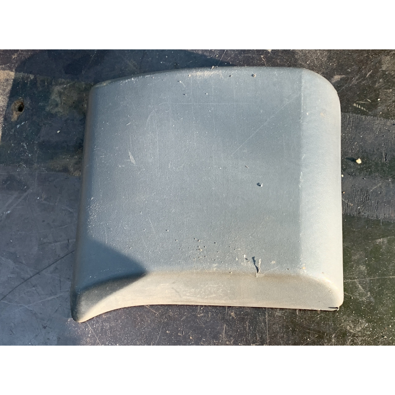 Молдинг правої бічної частини Renault Trafic /Opel Vivaro/ Nissan Primastar 8200326371 8200036101 91165351 Молдинг правої бічної частини Renault Trafic /Opel Vivaro/ Nissan Primastar 8200326371 8200036101 91165351