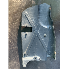 Захист двигуна ліва Renault Trafic /Opel Vivaro / Nissan Primastar  8200505043  93857407