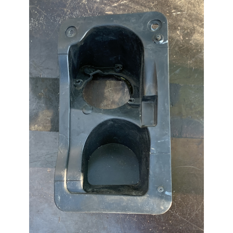 Накладка паливного бака Renault Trafic /Opel Vivaro / Nissan Primastar 46624