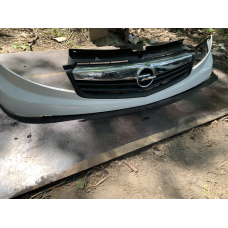 Решітка радіатора Renault Trafic /Opel Vivaro /Nissan Primastar 623100248R 93856149