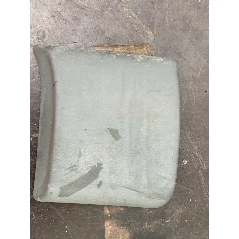 Молдинг стійки кузова правий Renault Trafic /Opel Vivaro /Nissan Primastar 8200326371 8200036101 91165351 Молдинг стійки кузова правий Renault Trafic /Opel Vivaro /Nissan Primastar 8200326371 8200036101 91165351