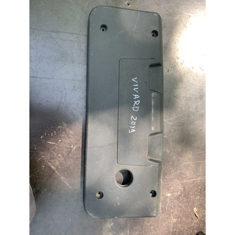 Накладка передньої панелі Renault Trafic/Opel Vivaro/Nissan Primastar 9816876777