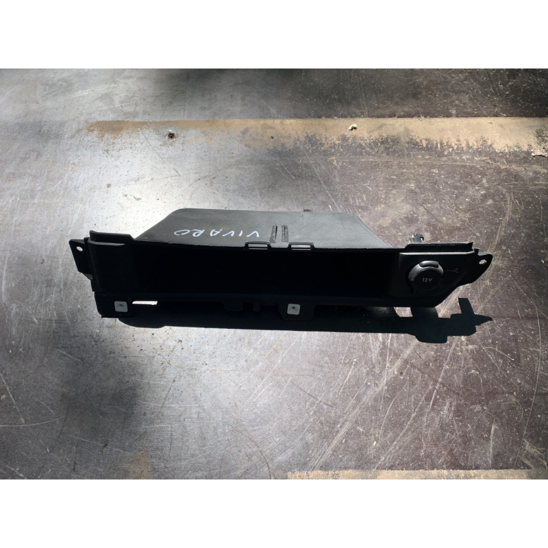 Полиця центральної консолі Renault Trafic /Opel Vivaro /Nissan Primastar 9808682677