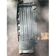 Захист днища передня права Renault Trafic /Opel Vivaro /Nissan Primastar  9810968880