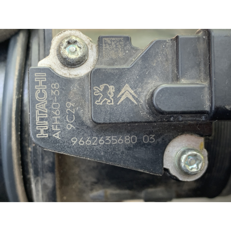 Датчик потоку (витрата) повітря/треба M.A.F. Renault Trafic /Opel Vivaro /Nissan Primastar 9662635680 Датчик потоку (витрата) повітря/треба M.A.F. Renault Trafic /Opel Vivaro /Nissan Primastar 9662635680