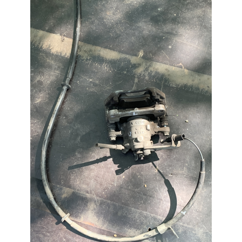 Суппорт задній лівий Renault Trafic /Opel Vivaro /Nissan Primastar 7701056166  9821098580  2258801