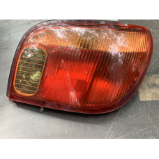 Ліхтар задній правий Toyota Yaris 8155052130  815630D070