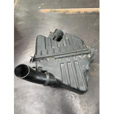 Корпус повітряного фільтра Toyota Yaris 17705-0N010 17701-0N010