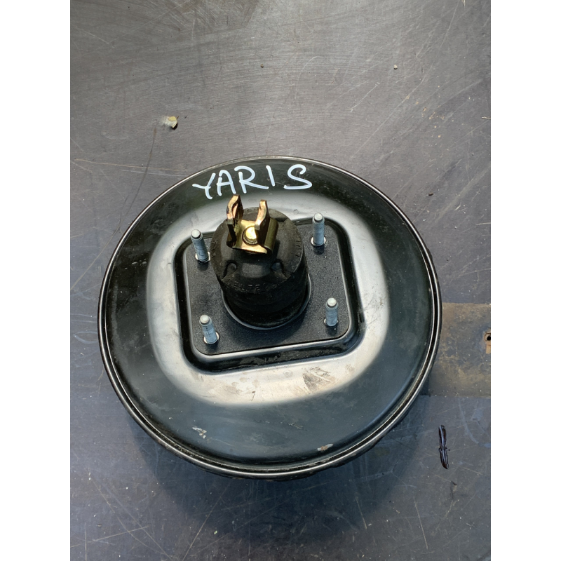 Вакуумний підсилювач гальм Toyota Yaris P10 472000D040 0204024183