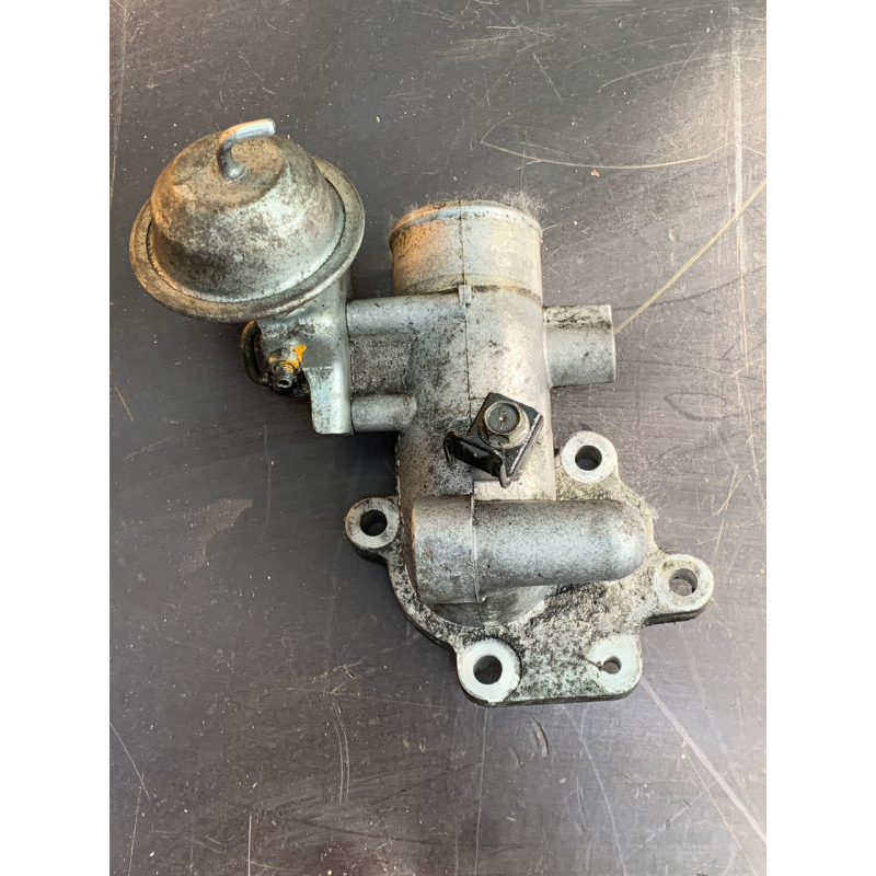 Дросельна заслінка Toyota Yaris 2610033010