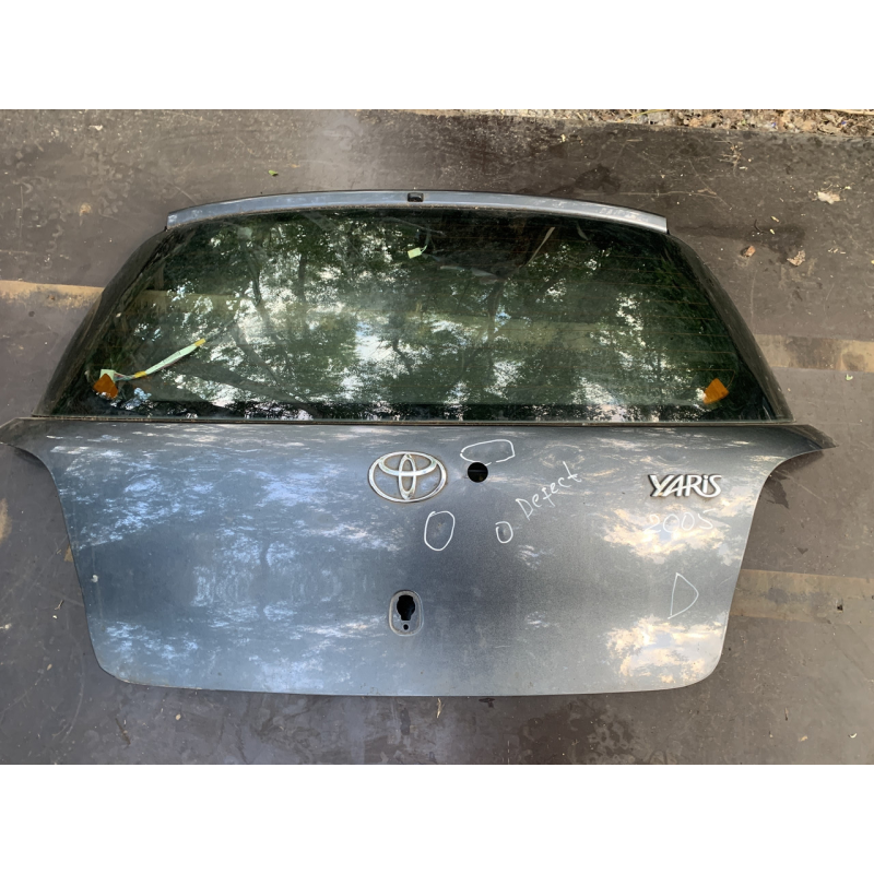 Кришка багажника для Toyota Yaris 6700552011 821850D020C Кришка багажника для Toyota Yaris 6700552011 821850D020C