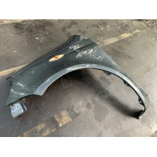 Крило переднє ліве Toyota Yaris 5381252010