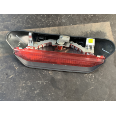 Додатковий стоп сигнал Toyota Yaris