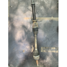 Півось (привод) передня права Renault Modus 8200261841