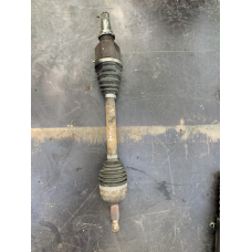 Напівось (привод) передня ліва  Renault Modus 8200499585