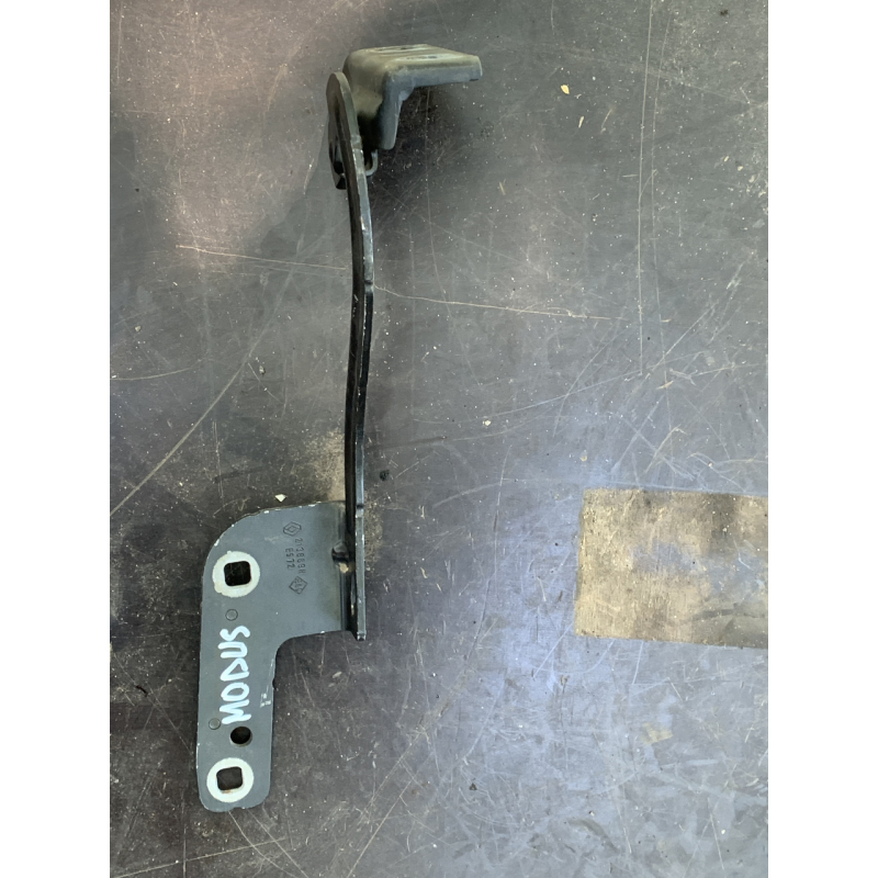 Петля капота права Renault Modus 213689H Петля капота права Renault Modus 213689H