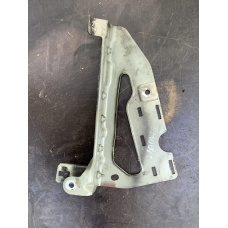 Кронштейн кріплення крила переднього правого Renault Modus 323891 H 323891