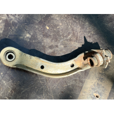 Кронштейн передньої балки Renault Modus 8200127324