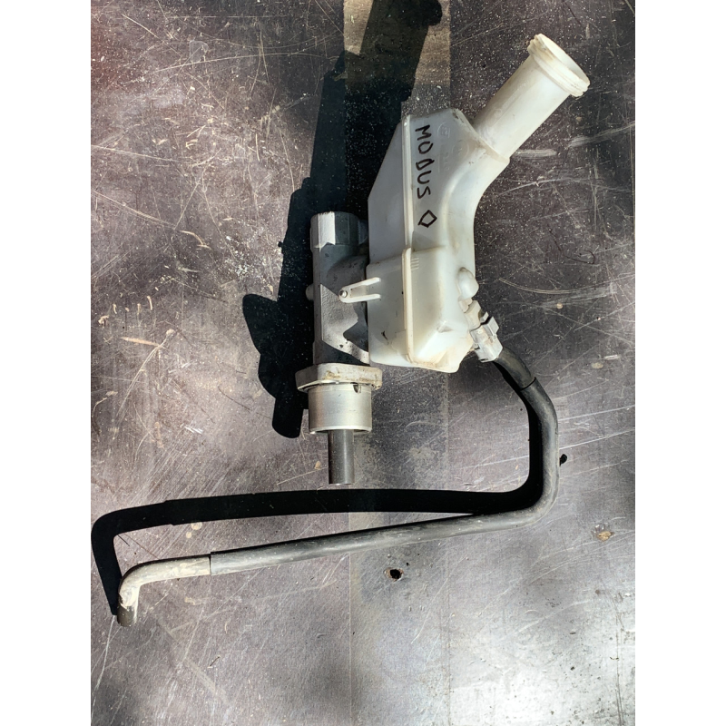 Головний гальмівний циліндр Renault Modus 8200129956