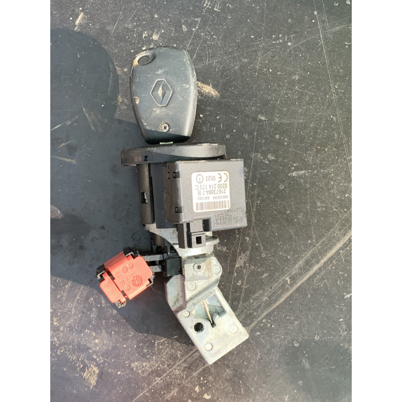 Замок запалювання з ключем  Renault Modus / Renault Clio 3 /Ріно Кліо 3 / Рено Модус  216738847 000102394