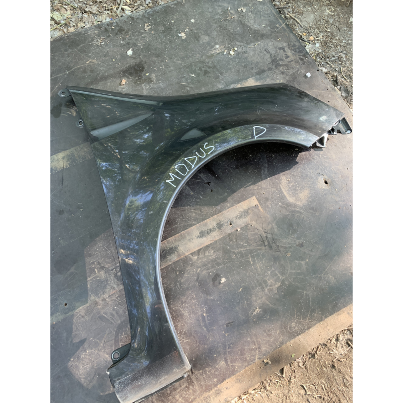 Крило переднє праве Renault Modus  8200098310D 8200098310